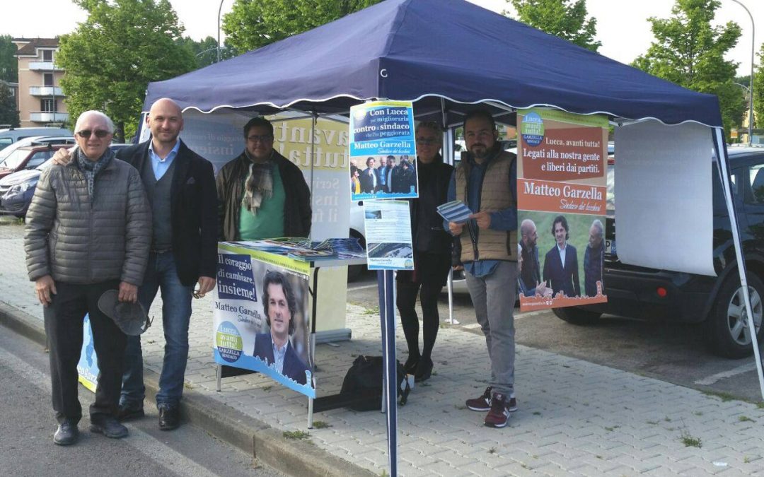 Presenti al mercato e a Lucca per parlare con la gente